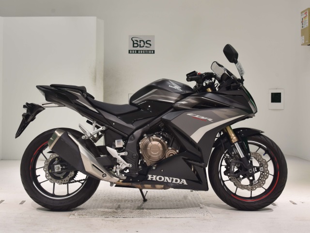 Honda CBR400R 2022