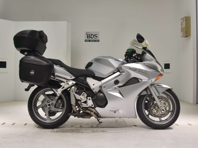 Honda VFR800F 2005
