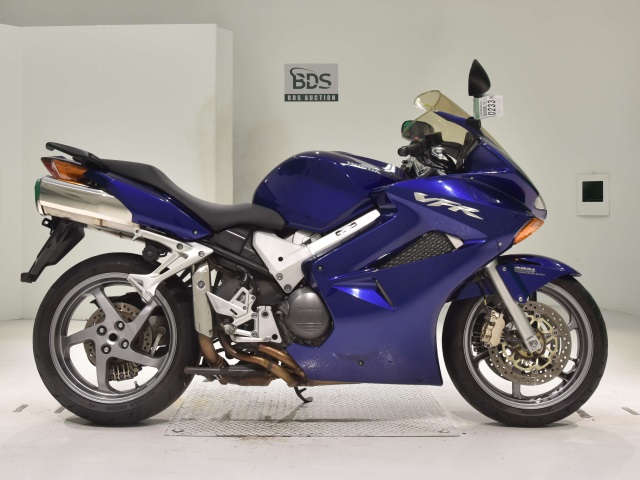 Honda VFR800F 2004