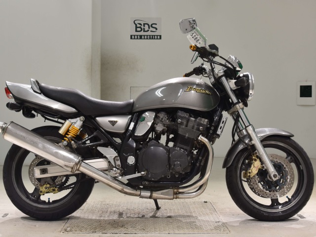 Suzuki GSX400 INAZUMA 2001