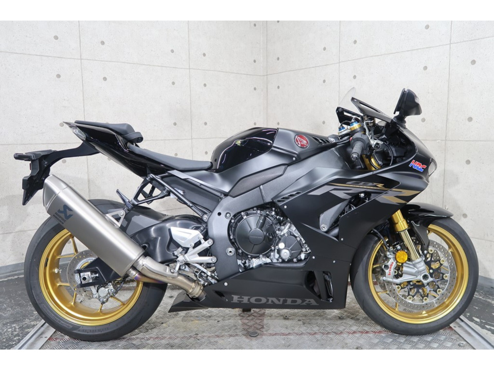 Honda CBR1000RR-R FB SP 2023
