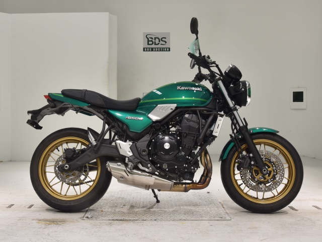 Kawasaki Z650RS 2024
