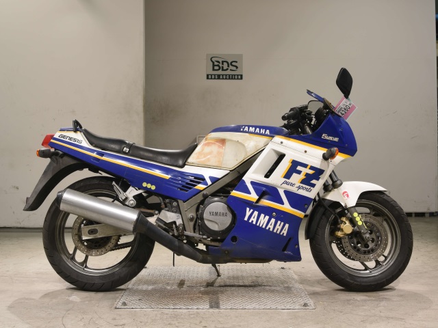 Yamaha FZ750 1989