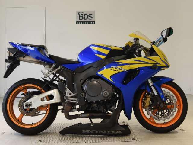 Honda CBR1000RR 2008