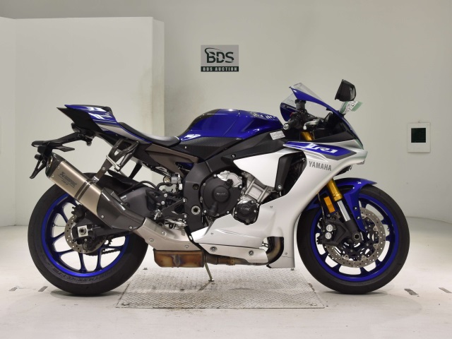 Yamaha YZF-R1 2015
