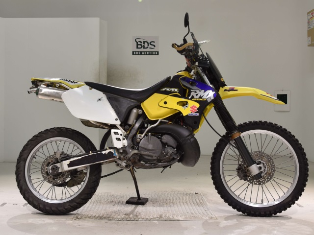 Suzuki RMX250S