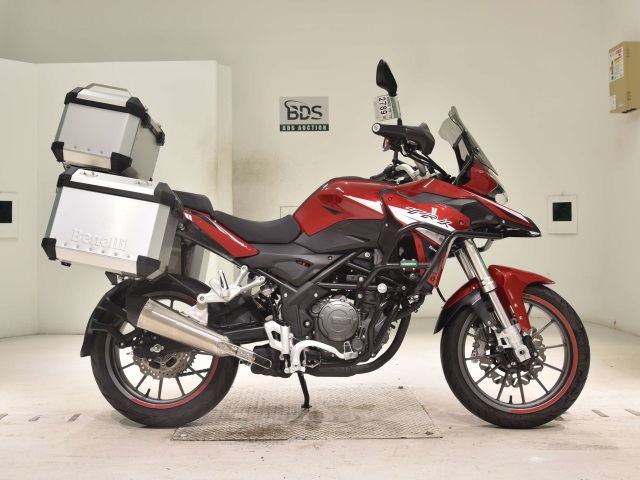 Benelli TRK251 2021
