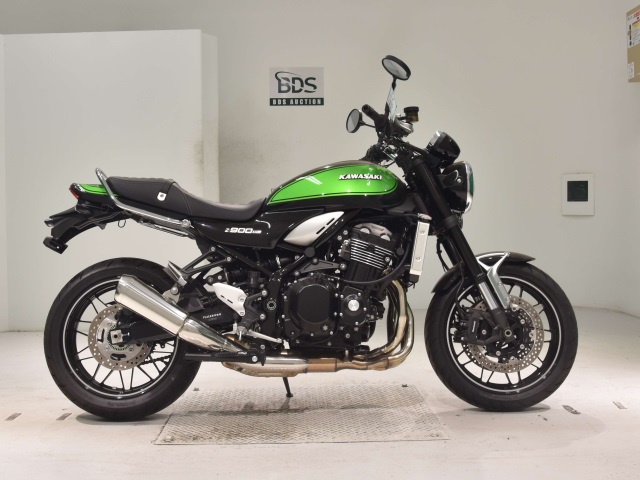 Kawasaki Z900RS 2025