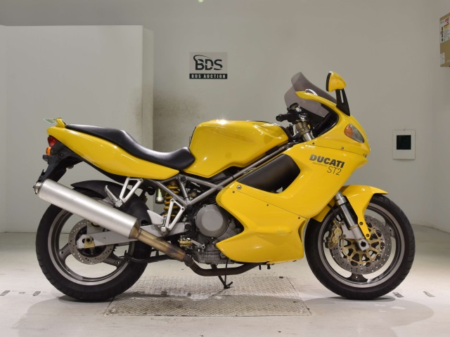 Ducati ST2 2004