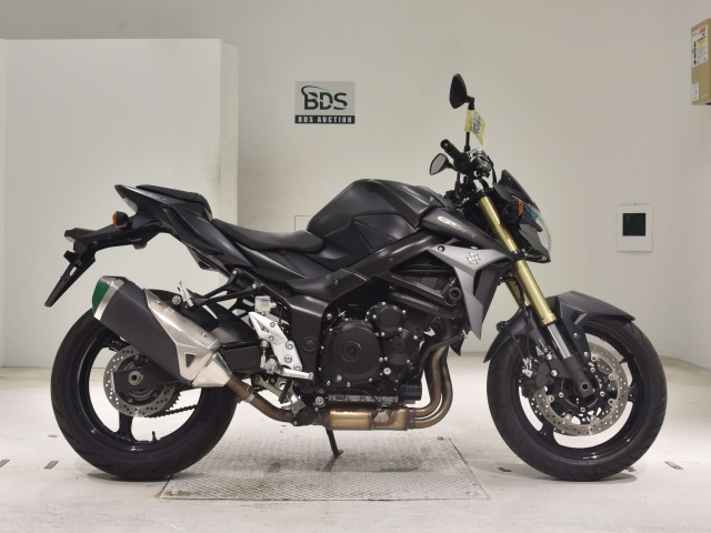 Suzuki GSR750A 2015