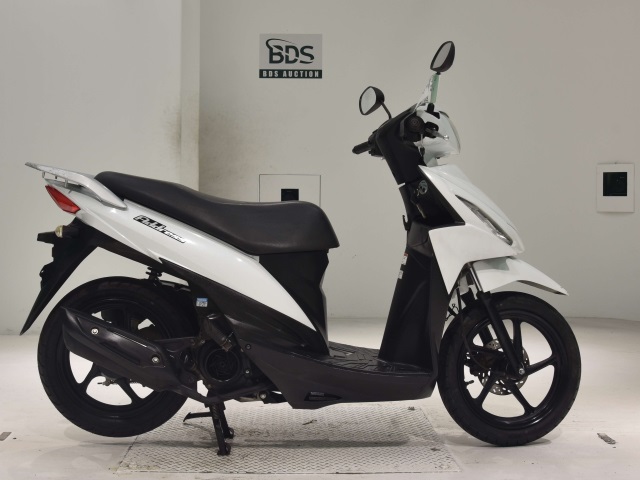 Suzuki ADDRESS V110