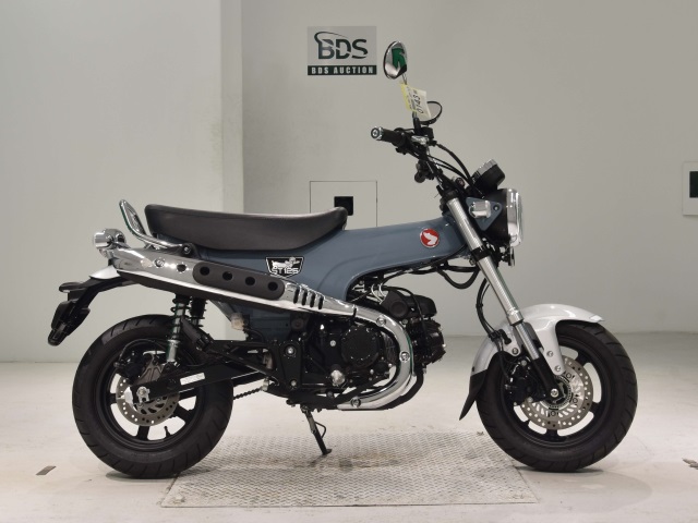 Honda DAX125 2022