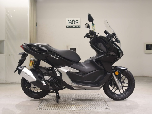 Honda ADV 160 2025