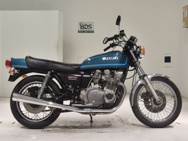 Suzuki GS750