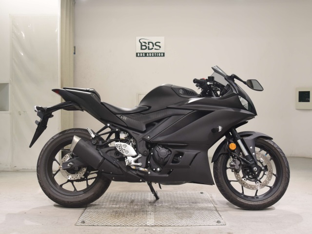 Yamaha YZF-R25 2021