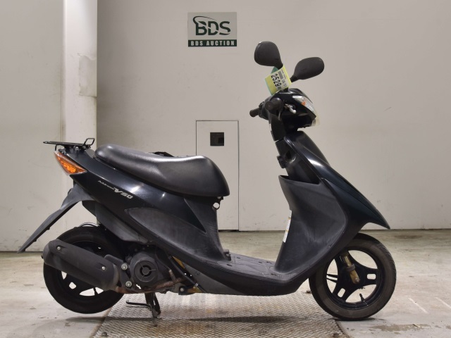 Suzuki ADDRESS V50