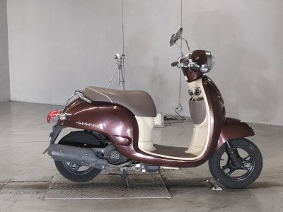 Honda GIORNO 2011