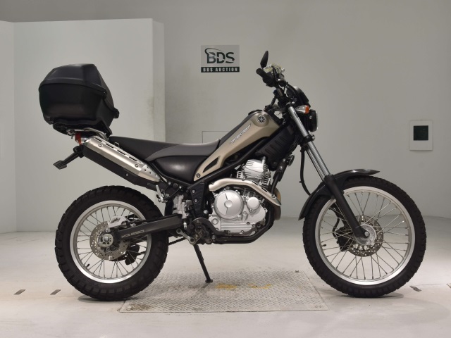 Yamaha TRICKER 2018