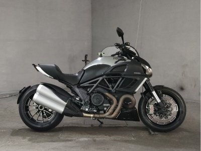 Ducati DIAVEL CHROMO 2012