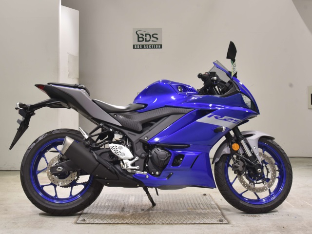 Yamaha YZF-R25A 2021