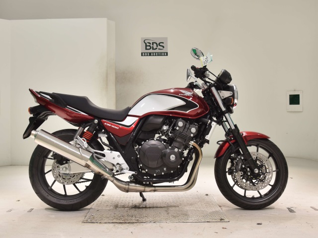 Honda CB400SF 2023