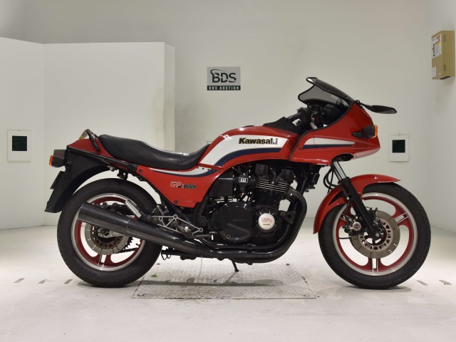 Kawasaki GPZ1100 2024