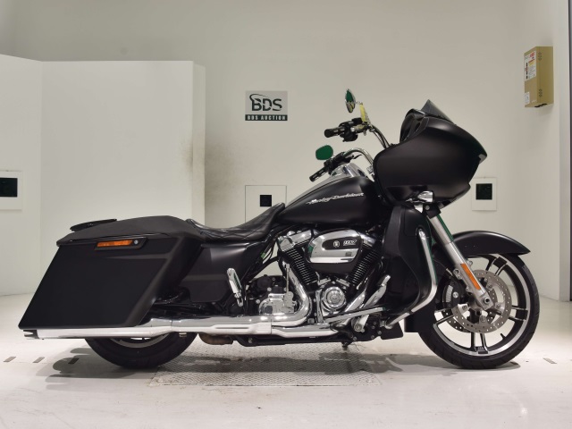 HD ROAD GLIDE FLTRXS1750 2017