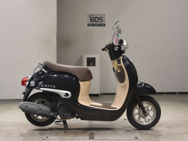 Honda GIORNO 2016