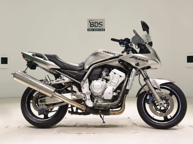 Yamaha FZS1000 FAZER 2002