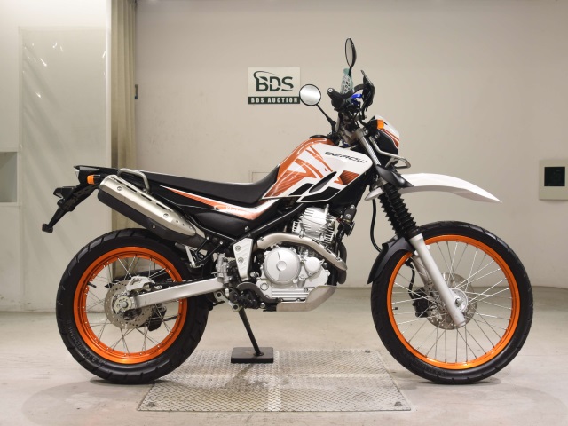 Yamaha SEROW XT250 2018