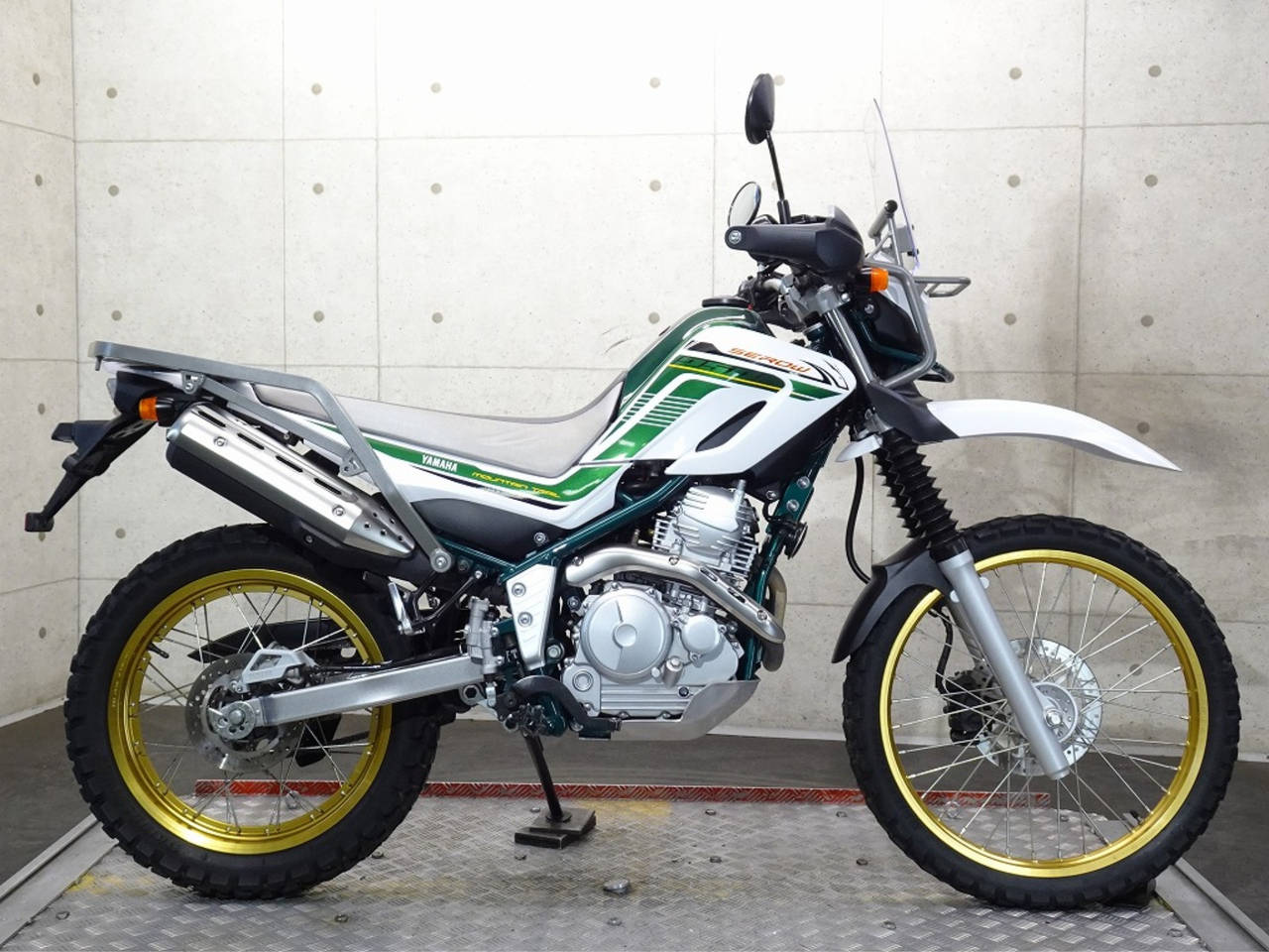 Yamaha SEROW XT250 2020