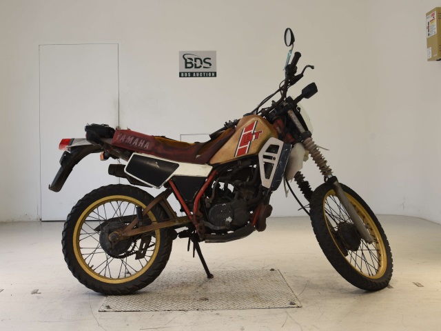 Yamaha DT125R TRAIL 1983