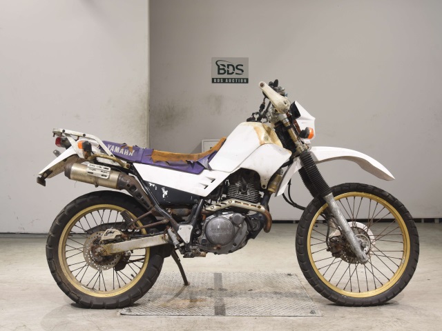 Yamaha SEROW XT225 1995