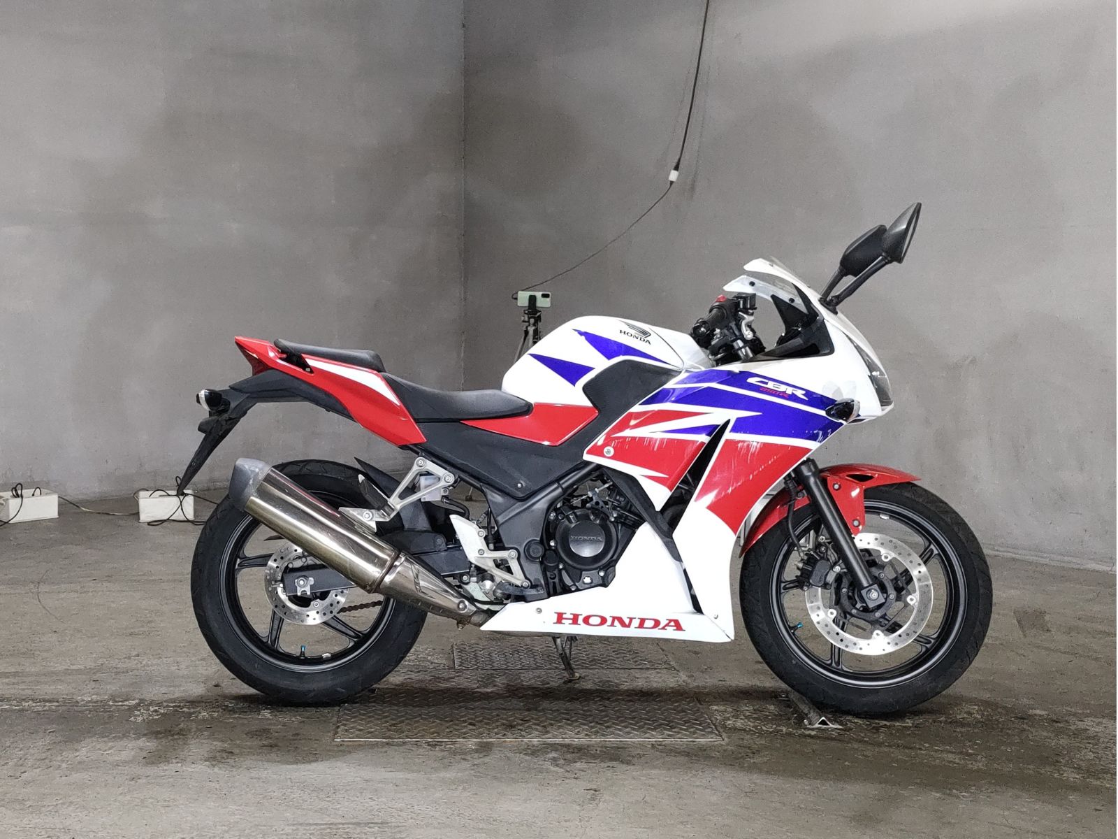 Honda CBR250R 2015