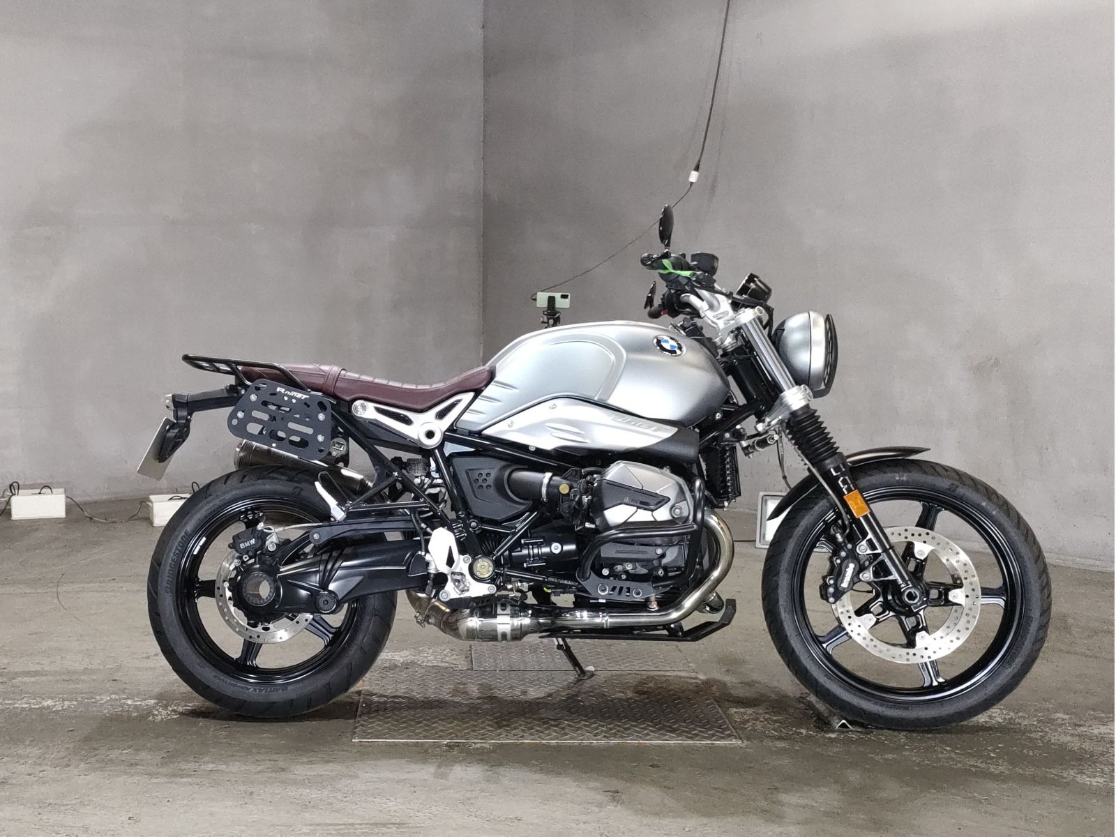 BMW R NINE T SCRAMBLER 2021