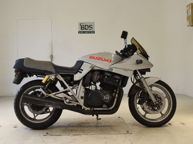Suzuki GSX400S KATANA 1992