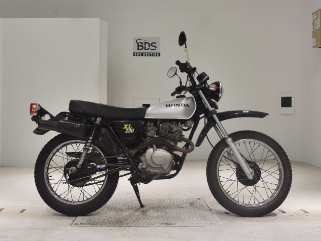 Honda XL230 2002