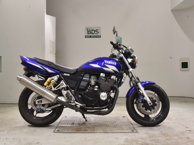 Yamaha XJR400 2002