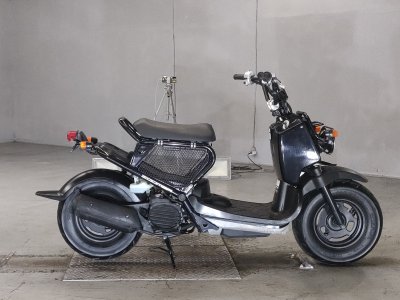 Honda ZOOMER 2011