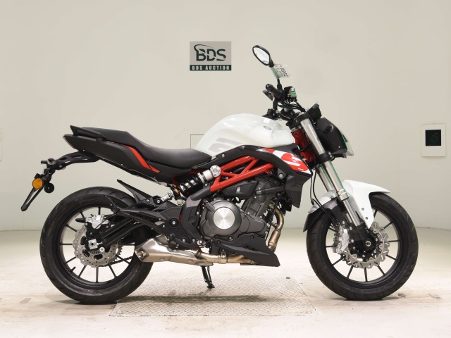 Benelli TNT 249 S 2022