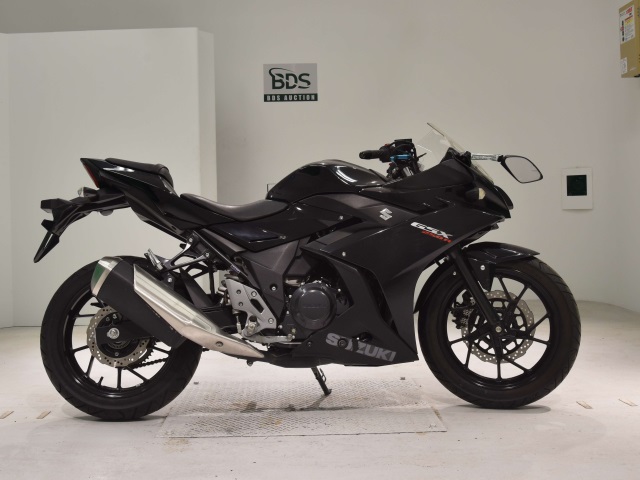 Suzuki GSX250R