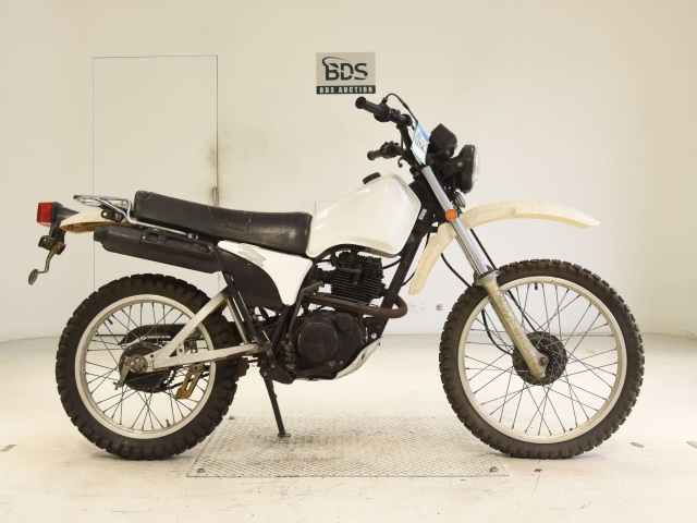 Yamaha XT200