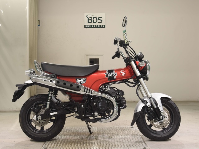 Honda DAX125 2022