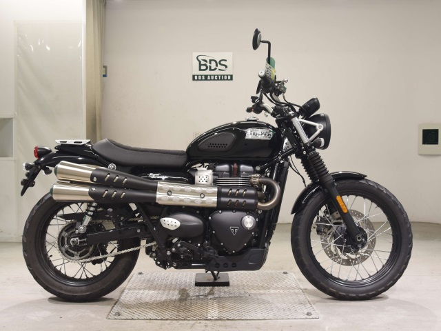 Triumph ｽﾄﾘｰﾄSCRAMBLER 2017