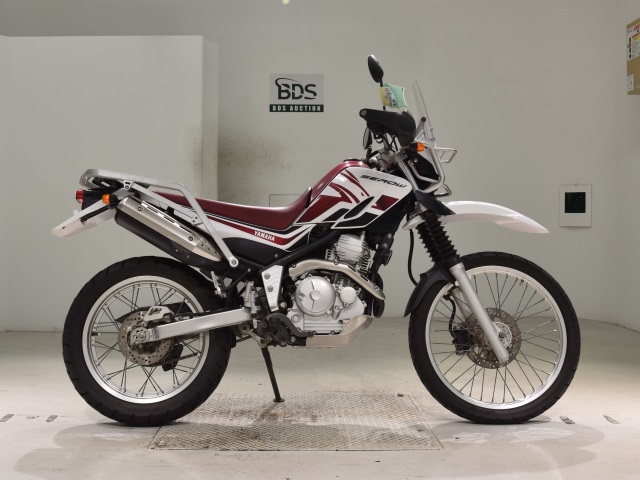 Yamaha SEROW XT250 2012