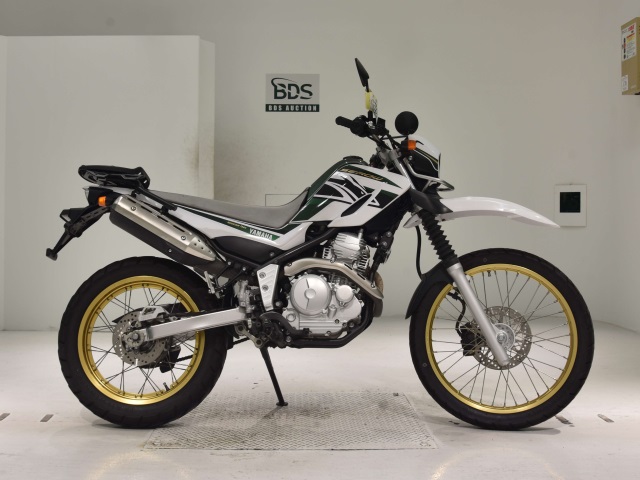 Yamaha SEROW XT250 2018