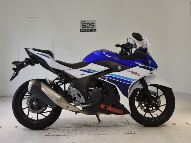 Suzuki GSX250R