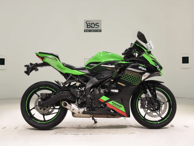 Kawasaki NINJA ZX-25R 2021