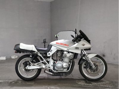 Suzuki GSX400S KATANA