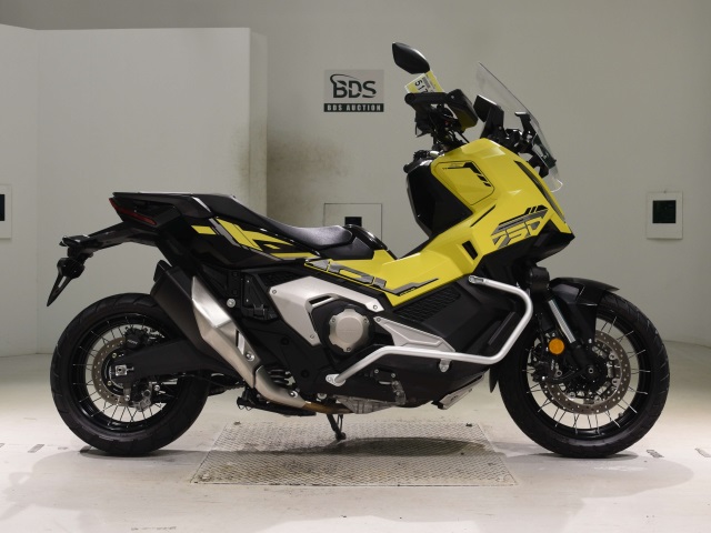 Honda X-ADV750 2024